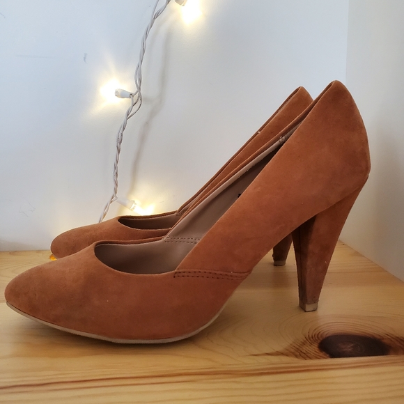 🌟3 for $25-Light brown suede high heels - Picture 1 of 7